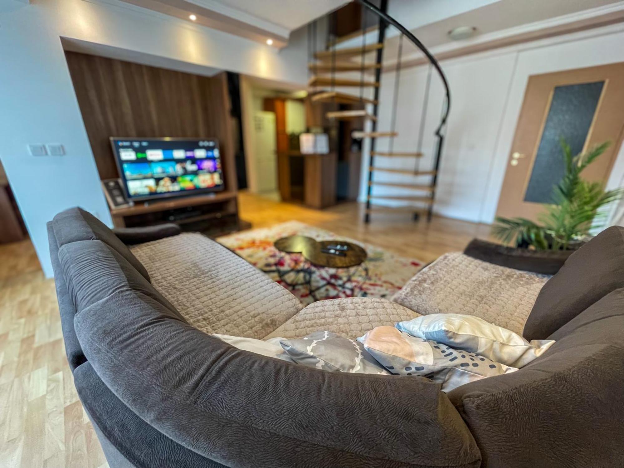 Primestay Duplex Retreat - Free Parking Üsküp Dış mekan fotoğraf
